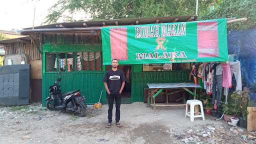 Rumah Makan Malaka 4