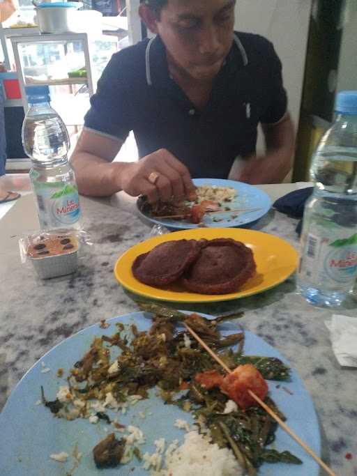 Rumah Makan Minut 2