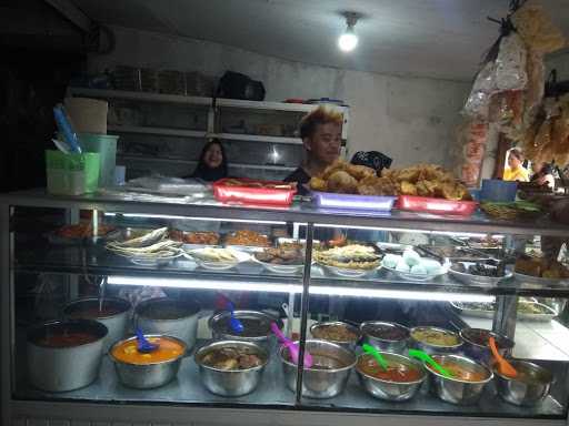 Warung Nasi Uduk 24 Jam Bang Pudin 6