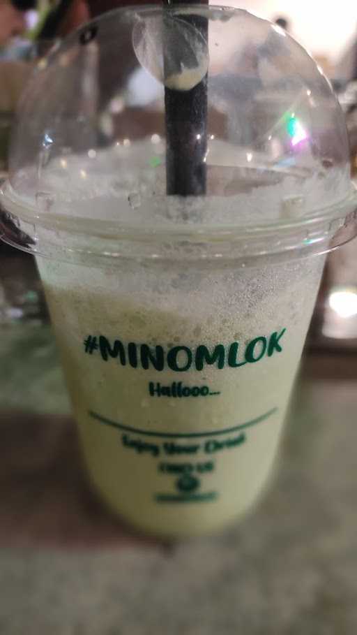 Minomlok Coffe Meet & Eatery 9