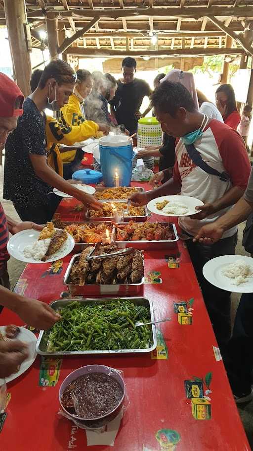 Rumah Makan Sepanjang Indah 10