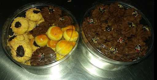 Kue Kering, Kue Lebaran & Kue Balok Lumer Raden Mas 6