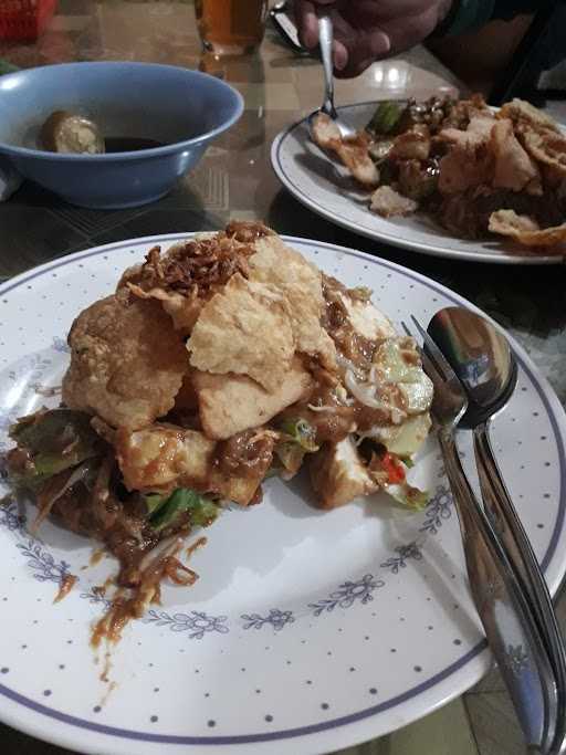 Gado-Gado Cimanggis 6