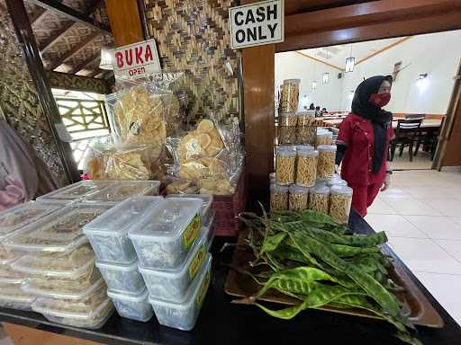 Pondok Ikan Bakar Kalimantan 4