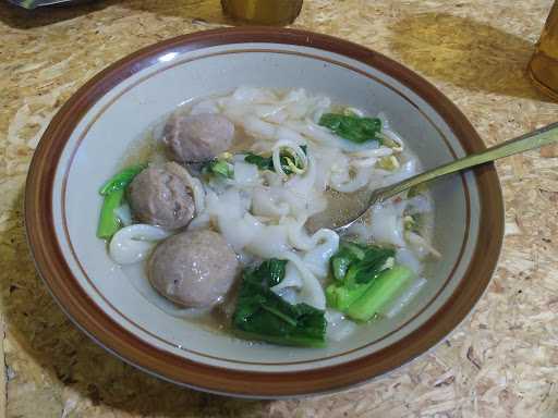 Seblak & Mie Ayam Strefo 6