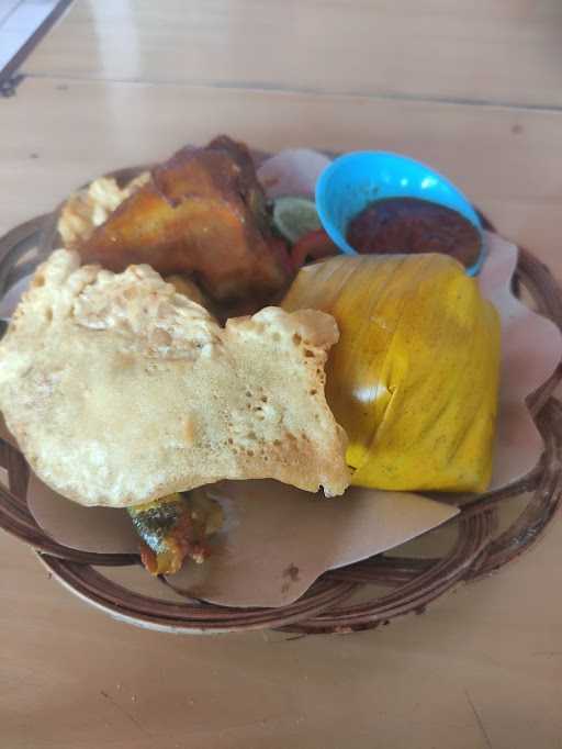 Waroeng Makan Aki Sunda 6