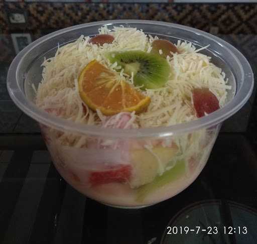 Salad Buah 88 Tarogong 1