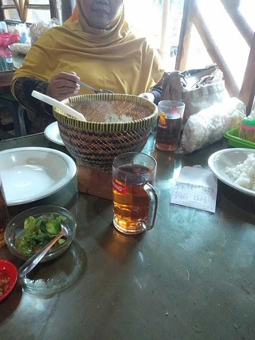 Kedai Ayam Kampung Tibelat 5