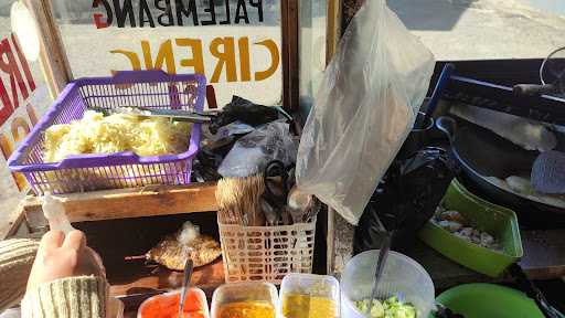 Pempek Dan Tareng Bu Eka 1