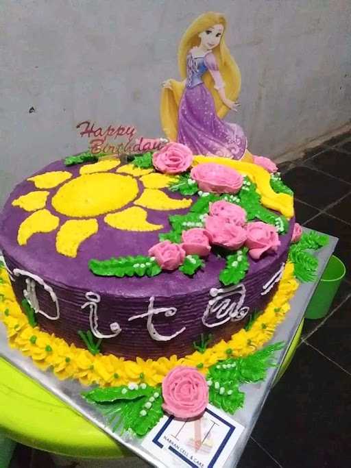 Laila Cake 1