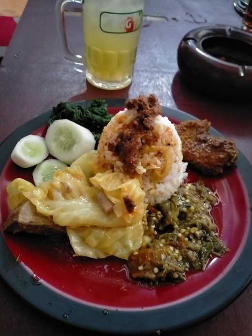 Rumah Makan Padang Kencana 8