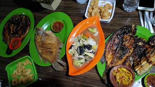 Resto Kampoeng Rempah 1