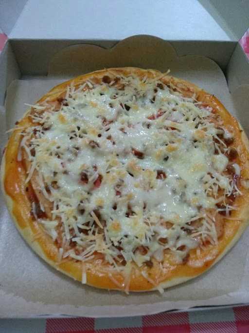 Athalla Pizza 1