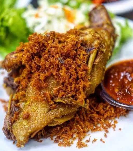 Ayam Goreng Serundeng Hj.Enok 4