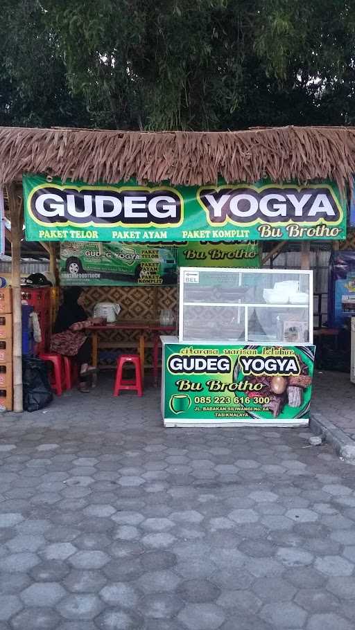 Gudeg Yogya Bu Brotho 8