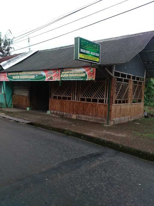 Warung Nasi Lesehan Saung Riungwargi 8