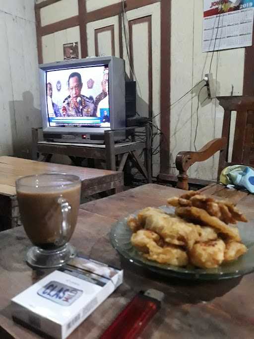 Warung Kopi Bu Jumirah 4