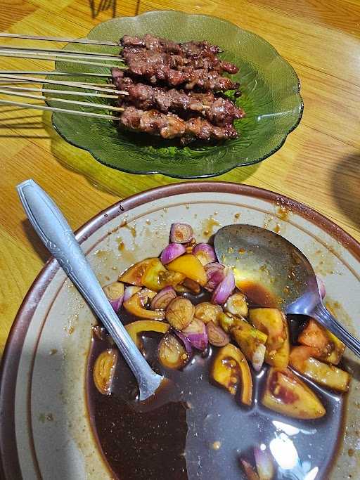 Sate Kambing Dan Gule H.Suyuti 3