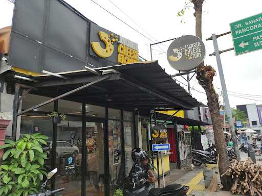 Jakarta Cheese Factory Tebet 7