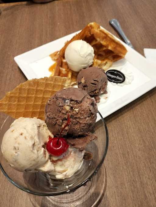 Haagen-Dazs Cafe Kota Kasablanka 10