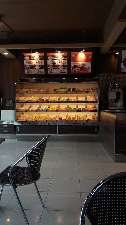 Dunkin' Donuts - Tebet 9