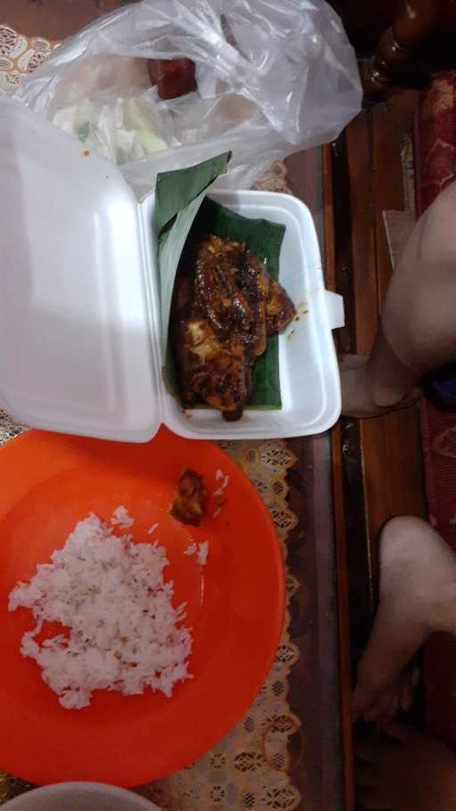 Ayam Bakar Taliwang 2