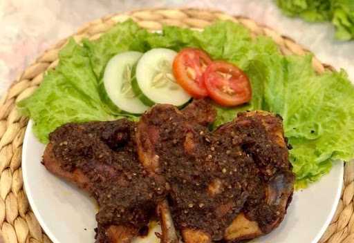 Ayam Penyet Sambel Ijo Cak Helmy ( Only Serve Takeway And Online Shop ) 2