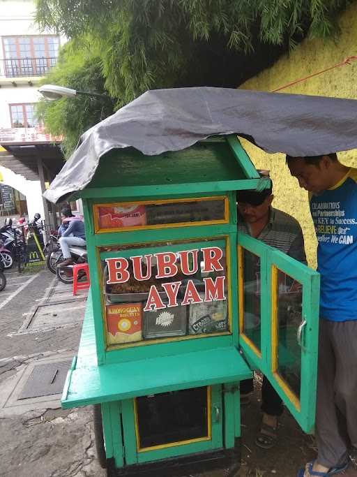 Bubur Ayam Depan Mcd Tebet 6