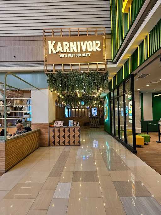 Karnivor - Kota Kasablanka  1