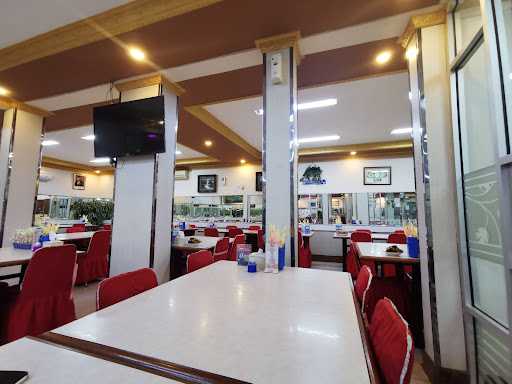 Restoran Sederhana Masakan Padang 6