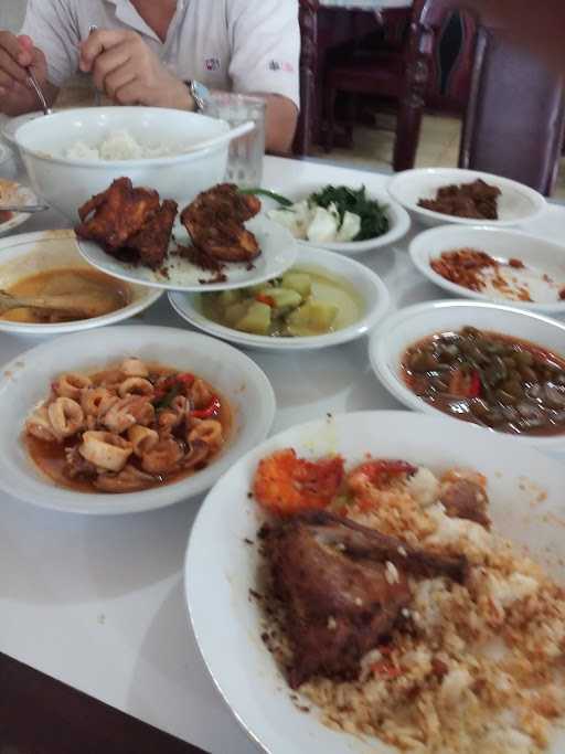 Rumah Makan Terang Bulan 4