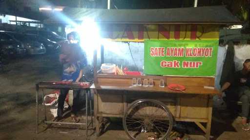 Sate Ayam Klonyot Cak Nur Depan Pospol 4