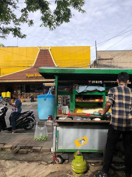 Soto Mie Bogor Bang Mamat 4