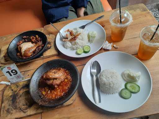 Ayam.Inc 10