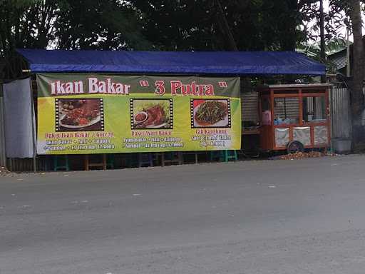 Ikan Bakar Tiga Putra 5