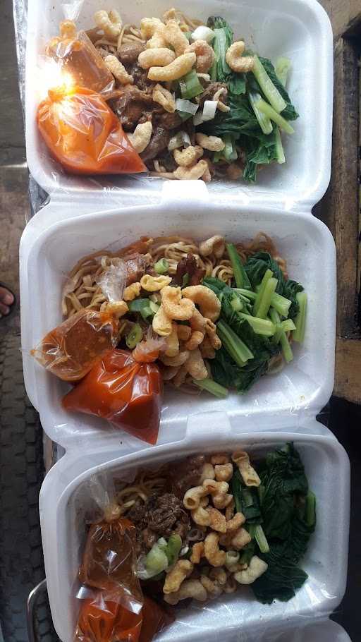 Mie Ayam Goreng & Kuah Moncer 5