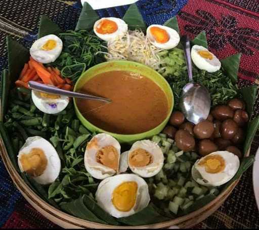 Nasi Pecel & Lengko Mama Leny 1