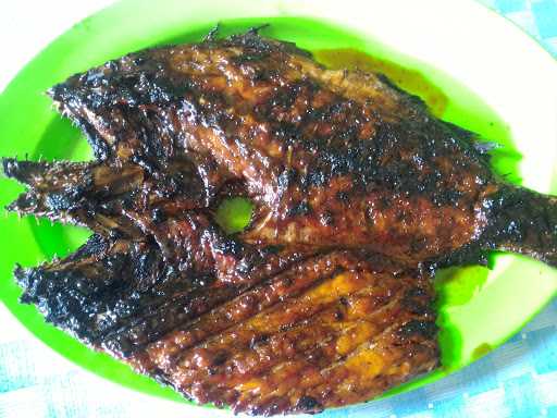 Warung Ikan Bakar Nabila 1