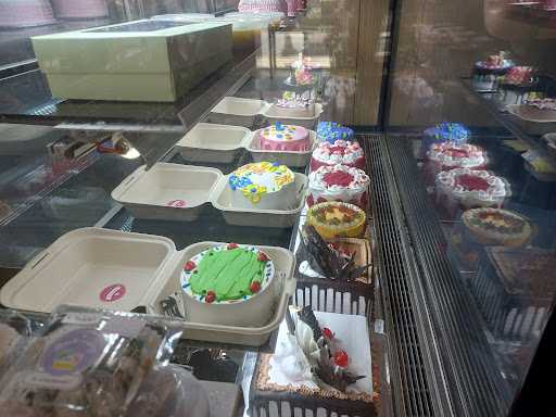 Strawberry Bakery 10