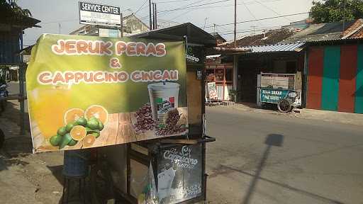 Jeruk Segar & Cappucino Cincau Nadila 4