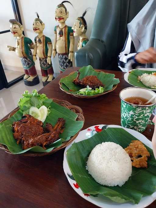 Ayam Bakar Artomoro Tegal 5