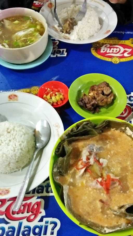 Ayam Cemara 1