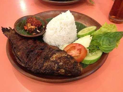 Ikan Bakar Amazon 3