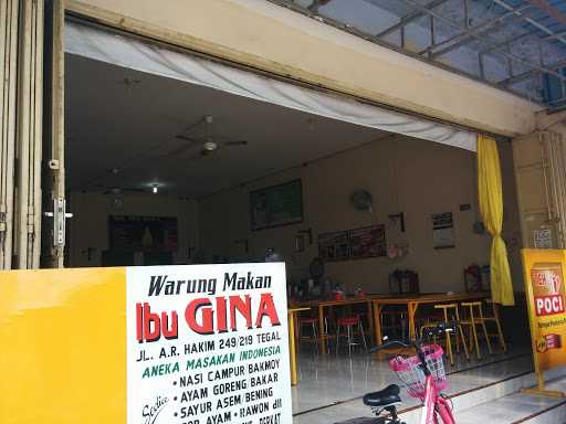 Rumah Makan Ibu Gina 8