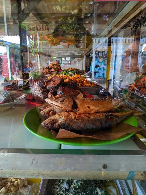 Warung Makan Mama Dhika 3