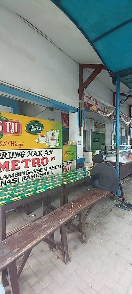 Warung Makan Metro 5