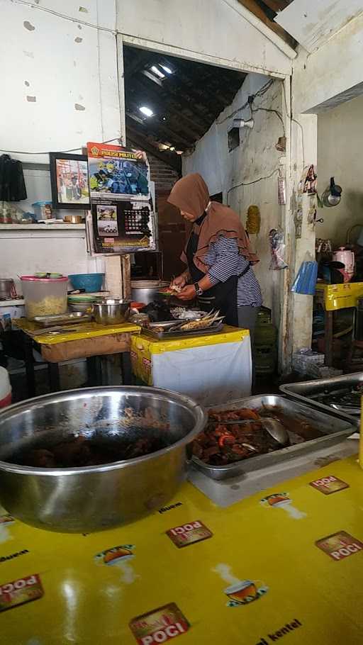 Warung Pojok 8