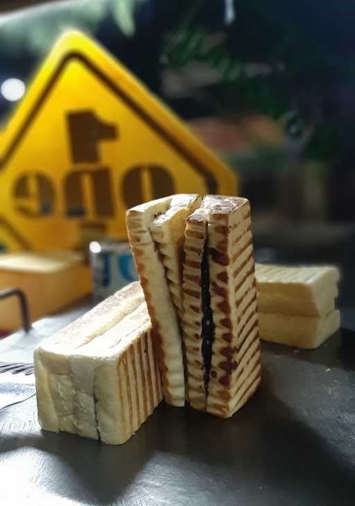 Roti Bakar One 8