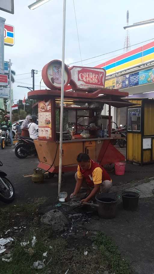 Kebab Corner Indomaret Jamal 3