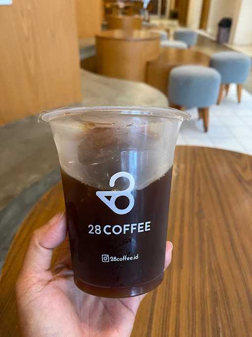 28 Coffee Godean 9